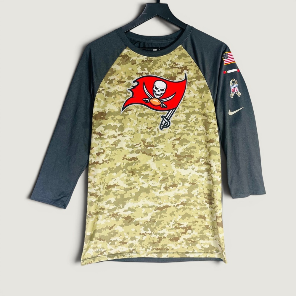 Tampa Bay Buccaneers Nike Salute Service Camo Dri Fit Shirt 3 4 Sleeve NFL Small